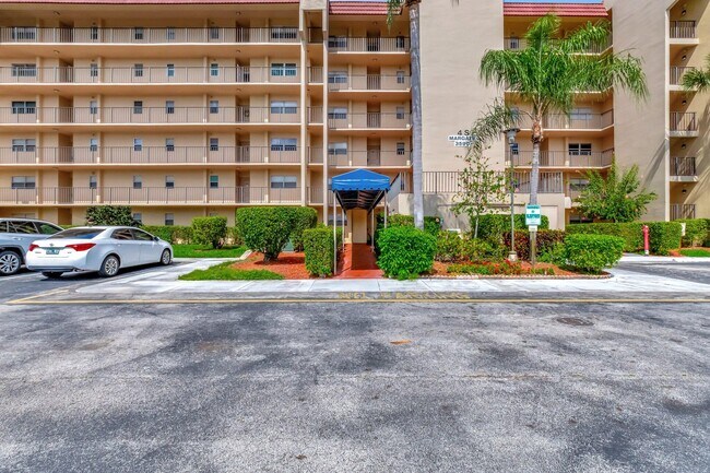 Building Photo - 3590 Via Poinciana