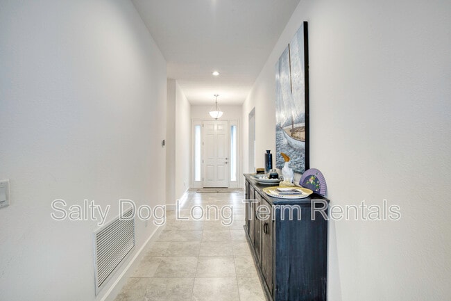 Building Photo - 394 Aquamarine Wy