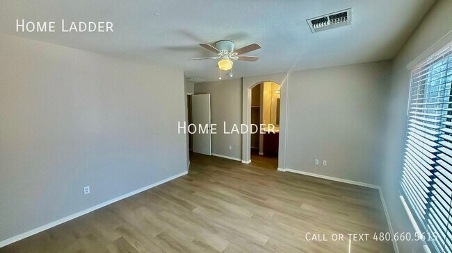 Building Photo - 7018 S 24th Ln