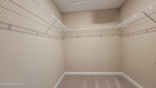 Building Photo - 12880 Josslyn Ln
