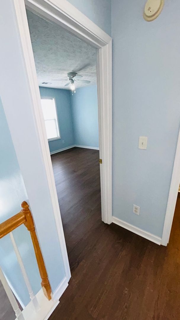 Building Photo - 1818 Pinehurst View Ct SW