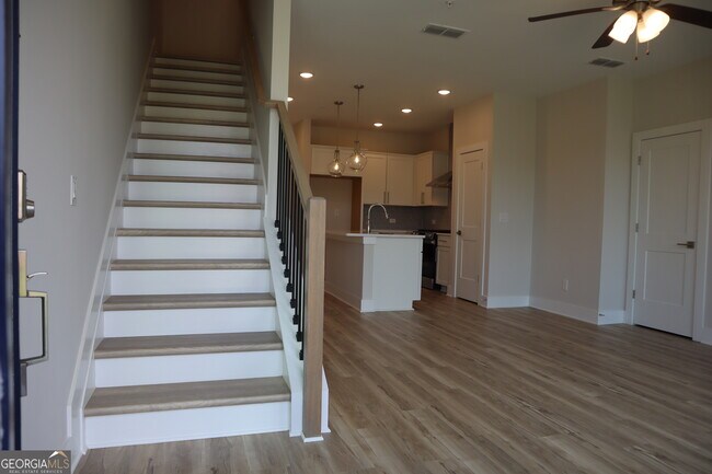 Building Photo - 692 Urban Grange Wy