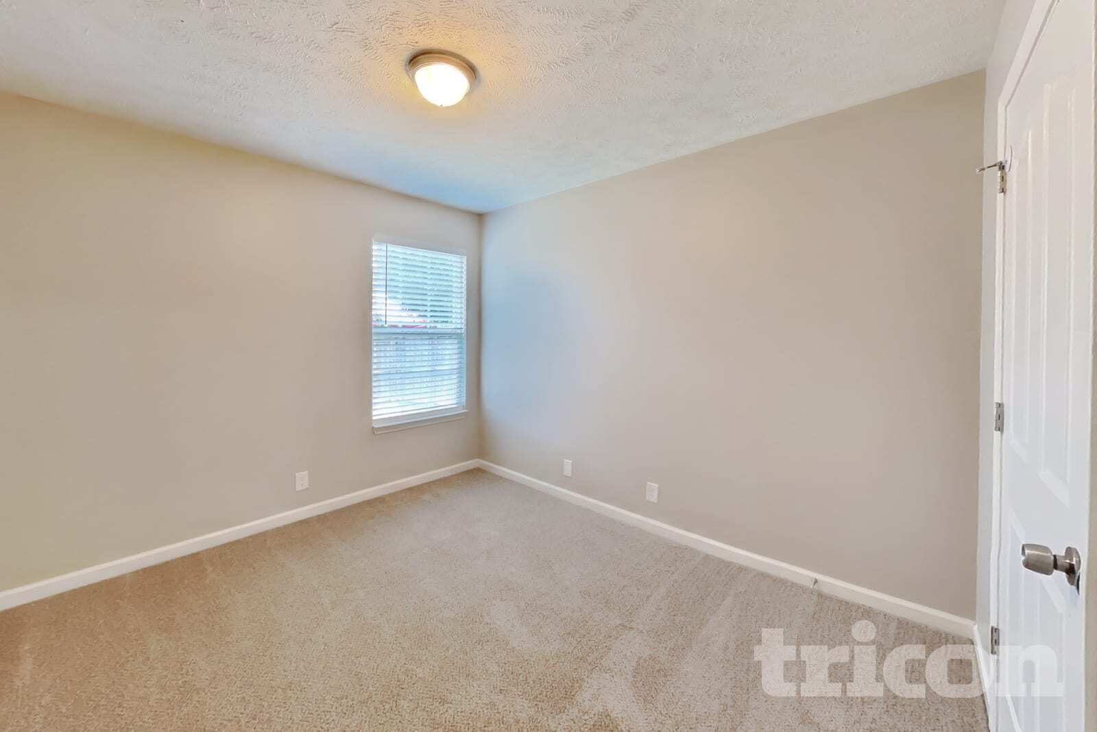 Building Photo - 1258 Tiree Dr