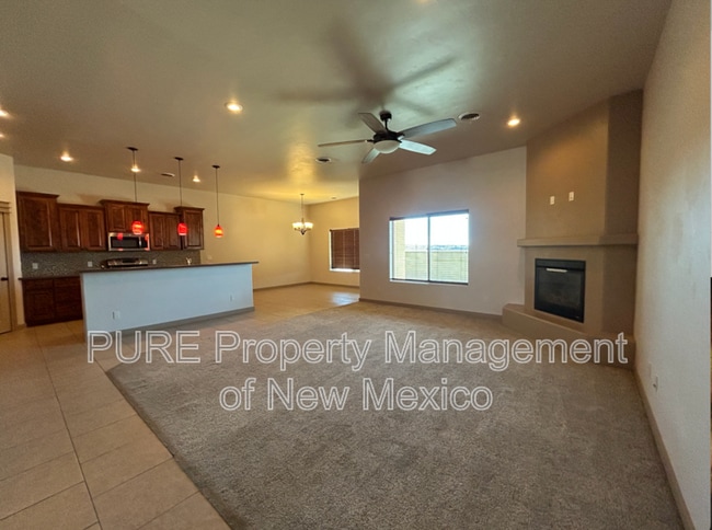Building Photo - 2805 Rabbitbrush Dr