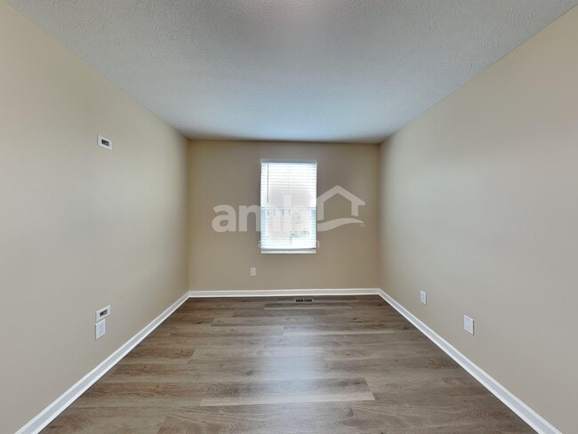 Building Photo - 9073 Bunker Hill Way