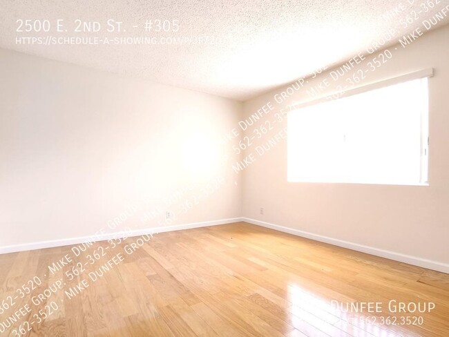 Building Photo - 2500 2nd St