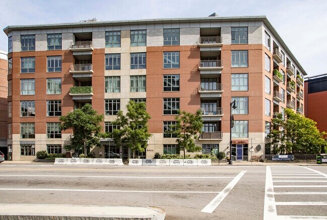 Primary Photo - 150 Dorchester Ave