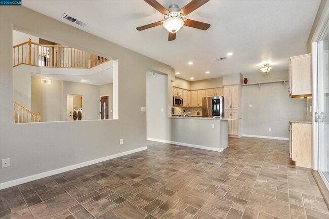 Building Photo - Updated Mediterranean-style home in Renais...