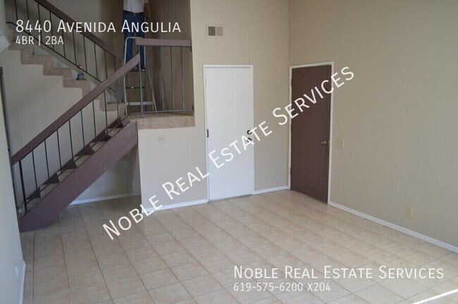 Building Photo - 8440 Avenida Angulia