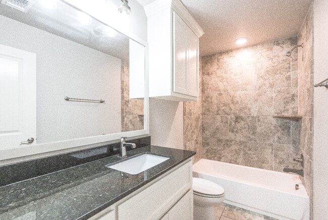 Building Photo - 1316 Woodgrass Ct
