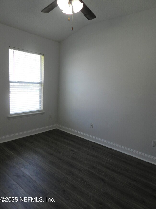 Building Photo - 13853 Malachi Ct