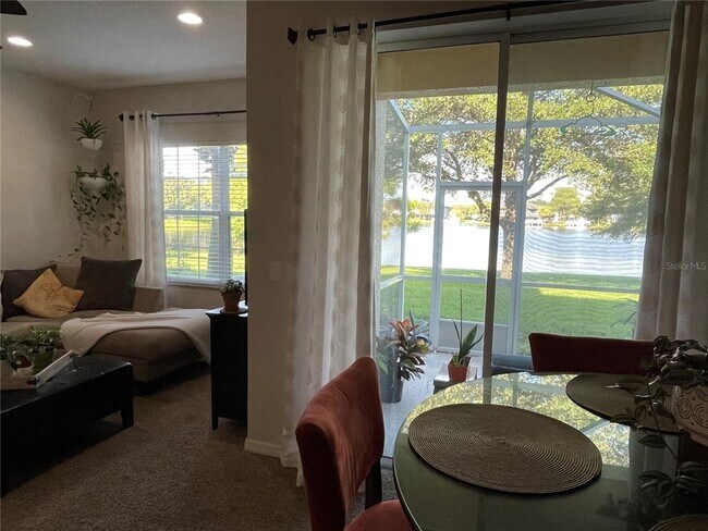 Building Photo - 2530 Passamonte Dr