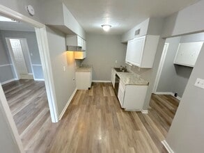 Building Photo - 3436 Ridgemont Ave