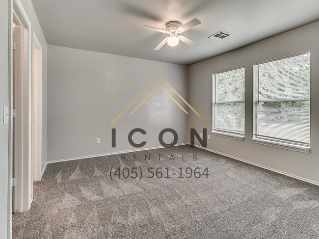 Building Photo - 10477 Aberdeen Dr