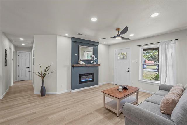 Building Photo - 434 Marilu St