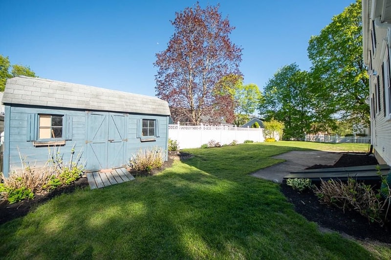 Building Photo - 9 App Ct