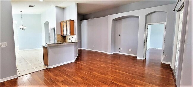 Building Photo - 7112 Spindle Tree Ln