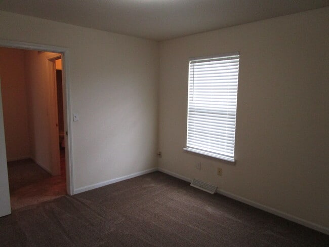 Building Photo - 4404 W Jeana Ct