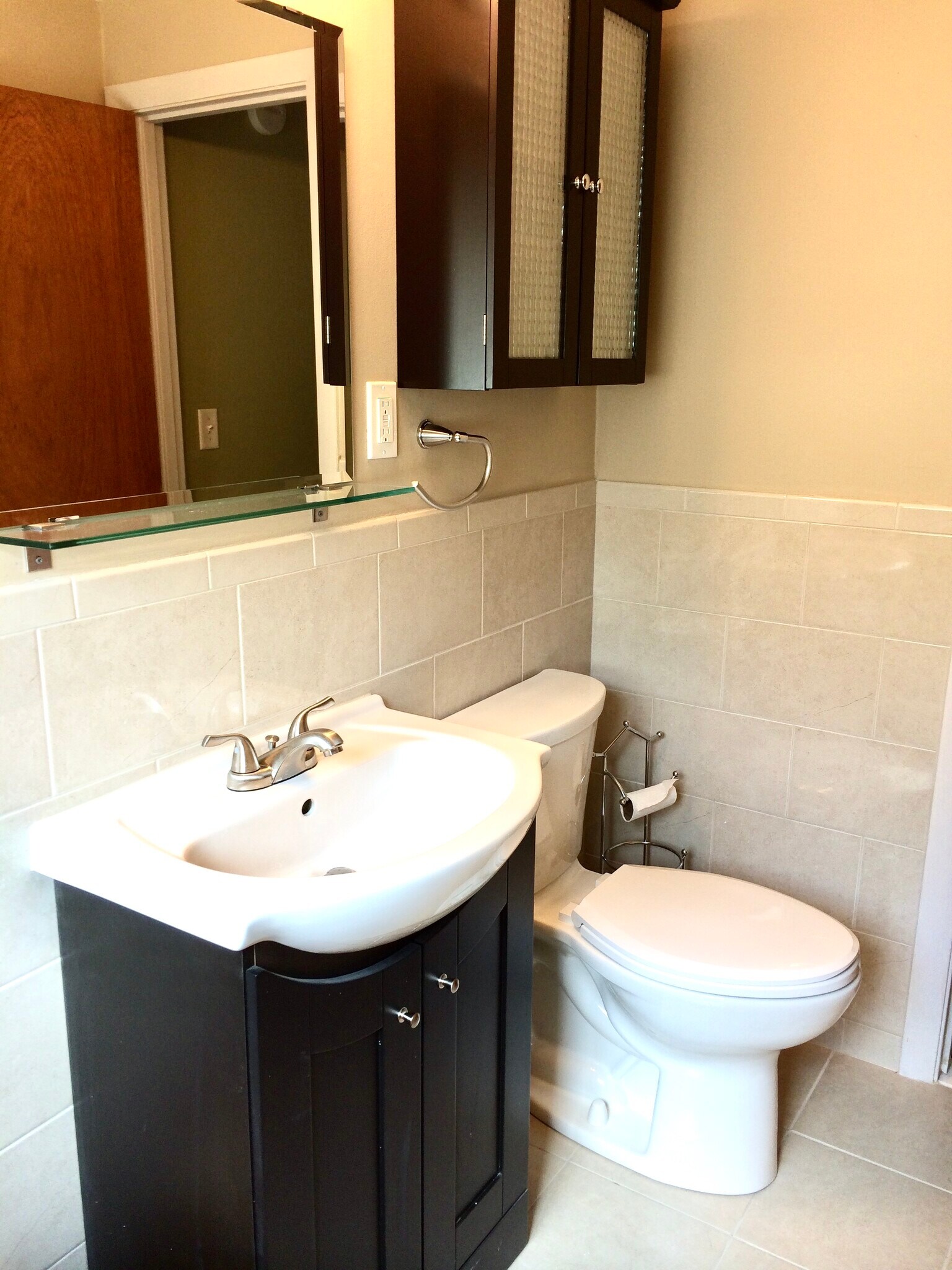 Bathroom - 26 Bryon Rd