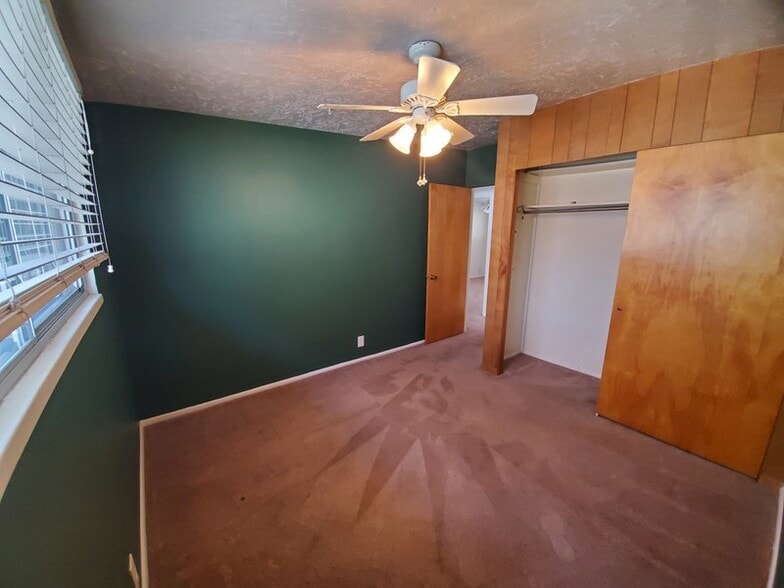Building Photo - 165 S 600 W