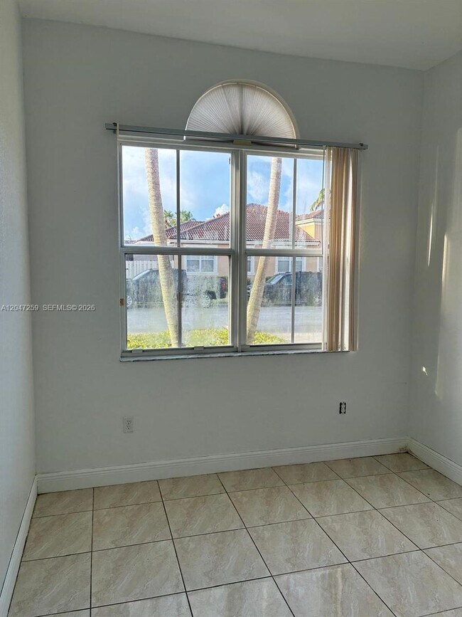 Building Photo - 10970 SW 237th Ln