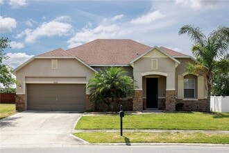 Building Photo - 10060 Stratford Pointe Ave