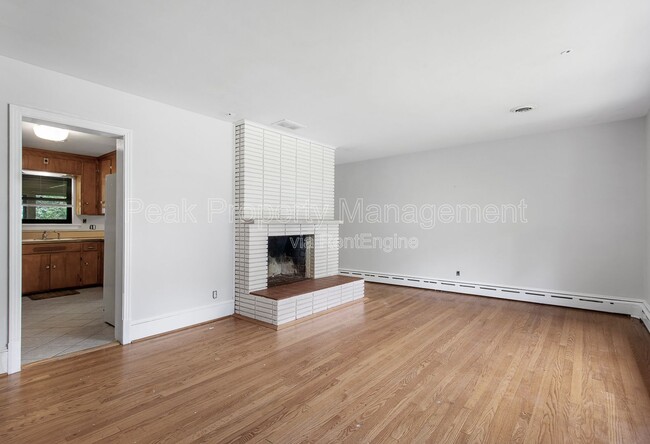 Building Photo - 7630 Whittington Dr