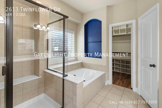 Building Photo - 2613 Twinflower Dr