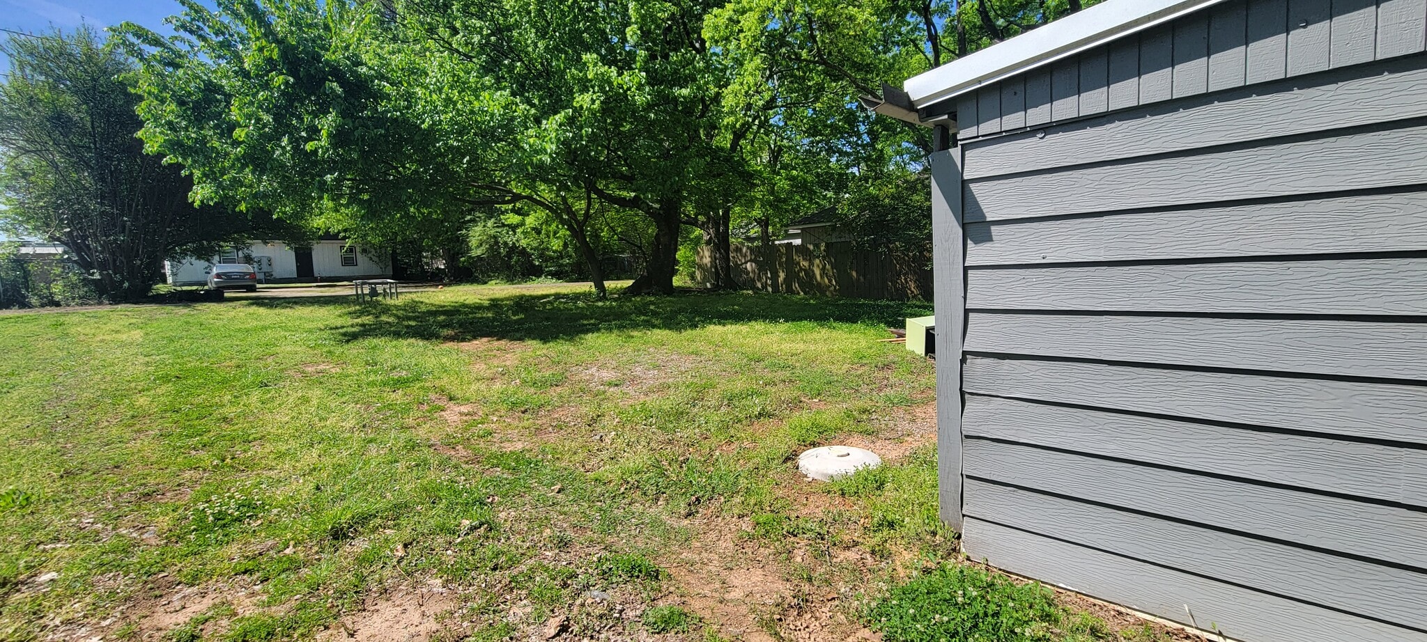 Shady Backyard (Chainlink fenced area to come) - 1914 S S St