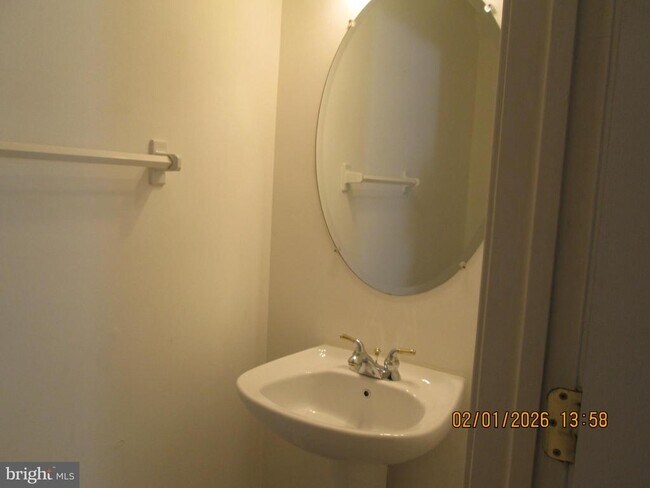 Building Photo - 5002 Baltimore Dr