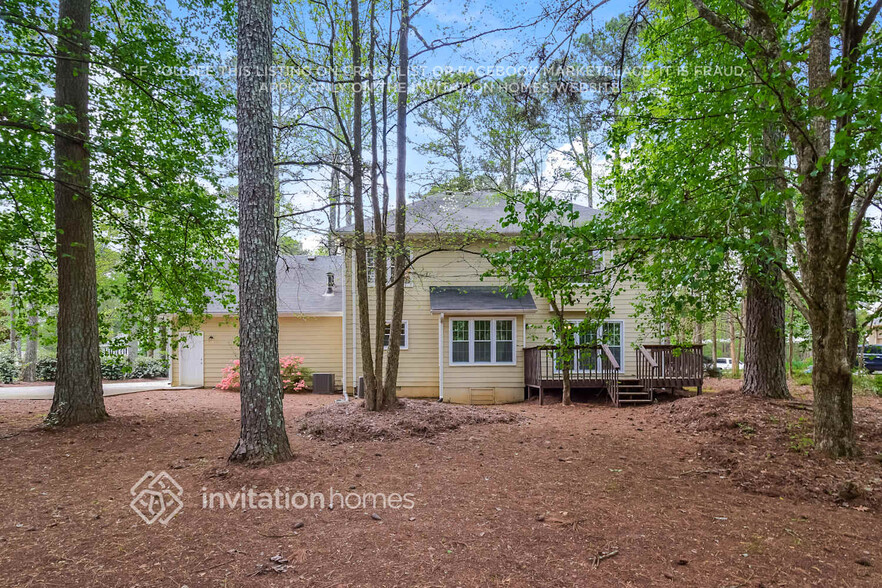 Building Photo - 2785 Briarfield Way NE