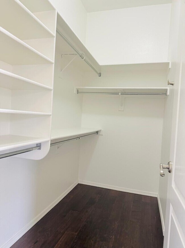 Building Photo - 21546 N 72nd Way