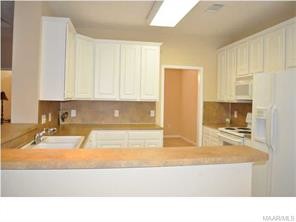 Building Photo - 425 Longwood Trail