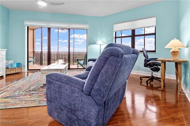 Building Photo - 14300 Riva Del Lago Dr
