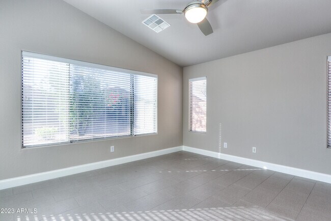 Building Photo - 22306 N Van Loo Dr