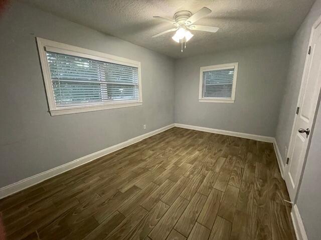 Building Photo - 337 Mc Leod Dr