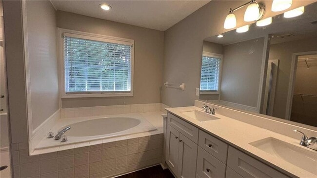 Building Photo - 2845 White Blossom Ln
