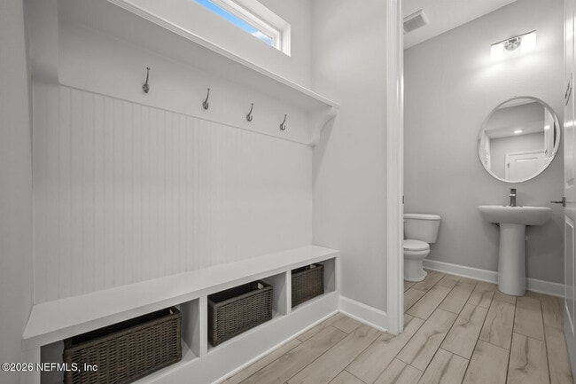 Building Photo - 7400 Beach Walk Pl