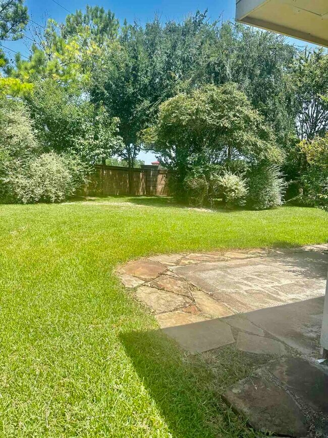 Building Photo - 7827 Iris Glen Ln