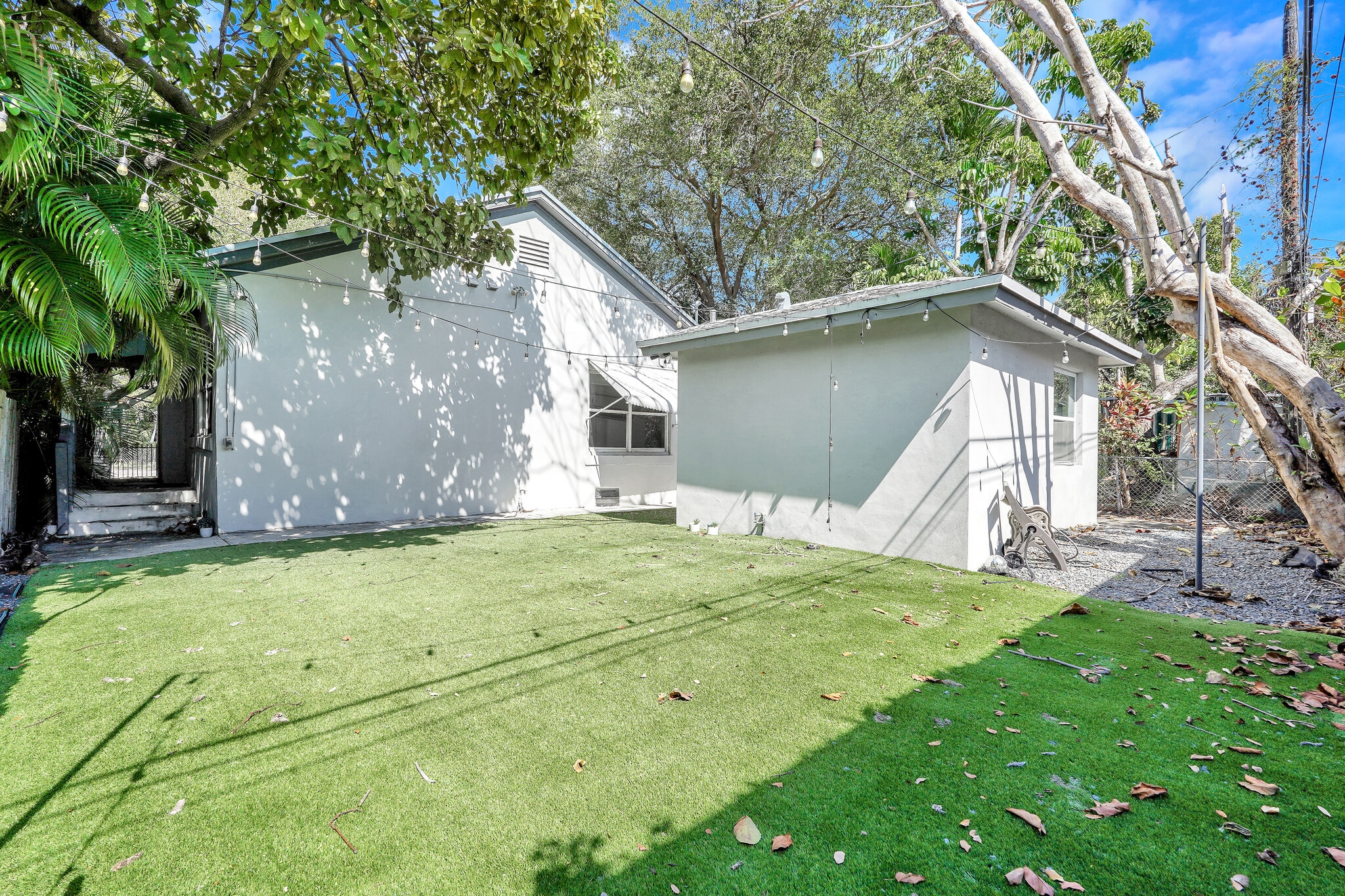 Building Photo - 52 NW 47th Ter