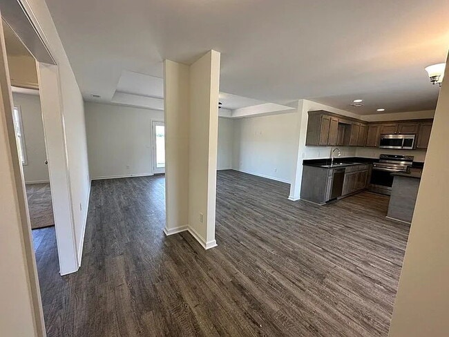 Building Photo - Available soon!