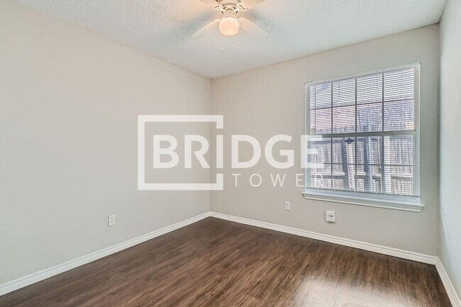 Building Photo - 5908 Firethorn Dr