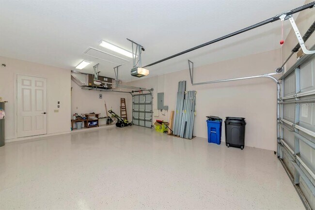 Building Photo - 2012 Island Estates Dr