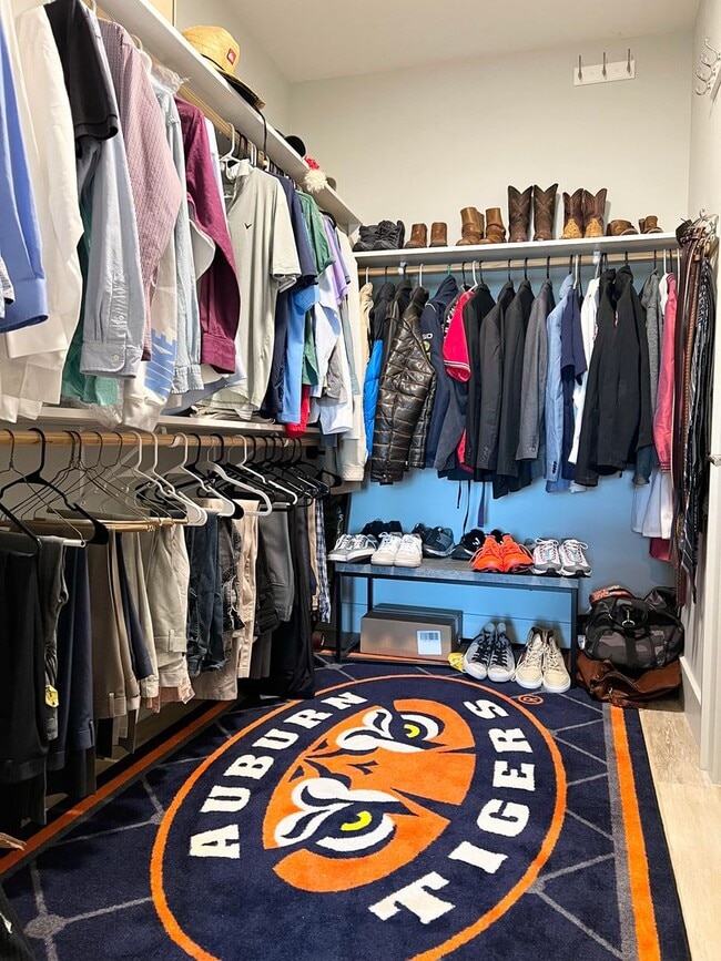 Building Photo - 2501 Bienville Blvd