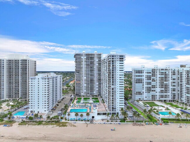 Building Photo - 4280 Galt Ocean Dr