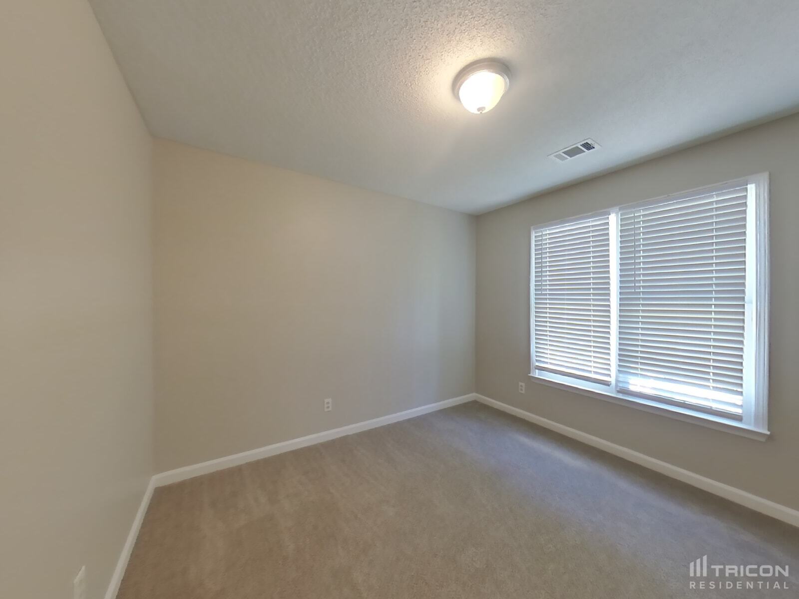 Building Photo - 39 Pine Grove Cir