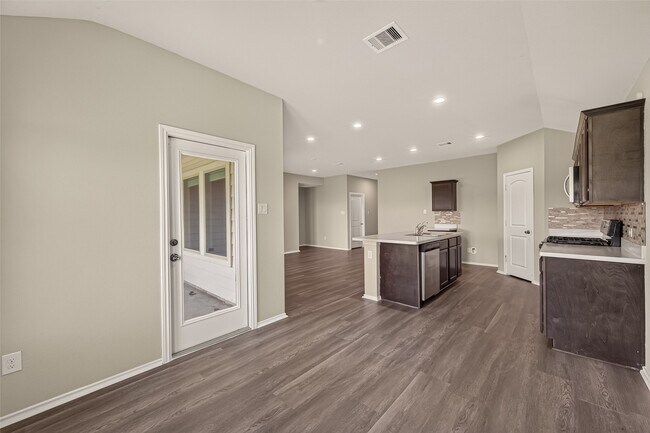 Building Photo - 21422 Chester Cliff Ln