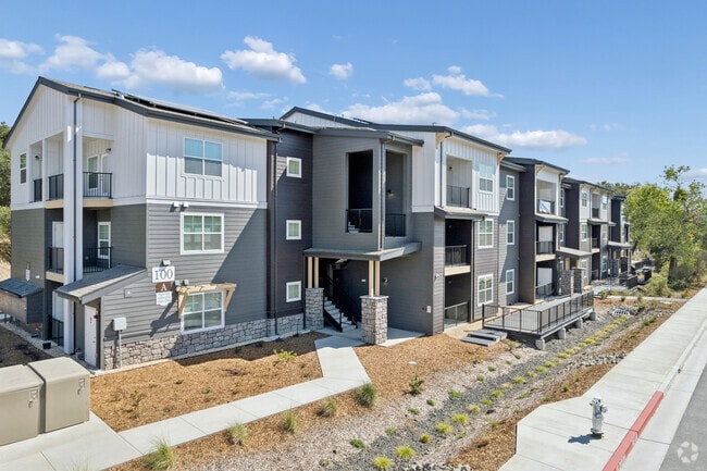 Building Photo - Alexander Valley Apartments - USDA Farm Labor Housing