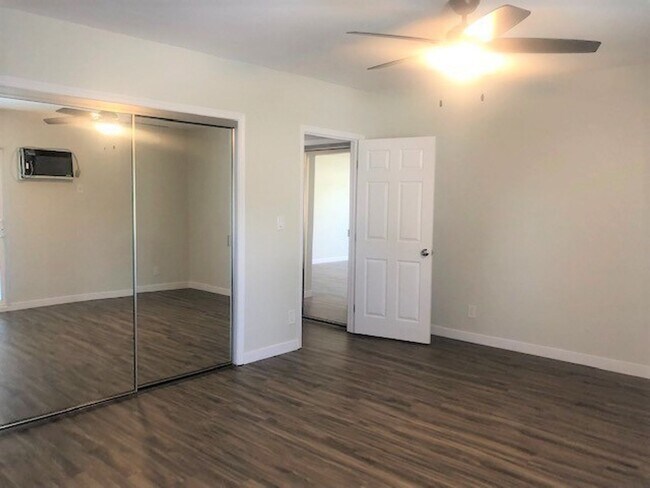Building Photo - Charming 1-Bedroom Apartment with Modern Upgrades – Move-In Ready!