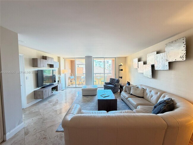 Building Photo - 90 Alton Rd